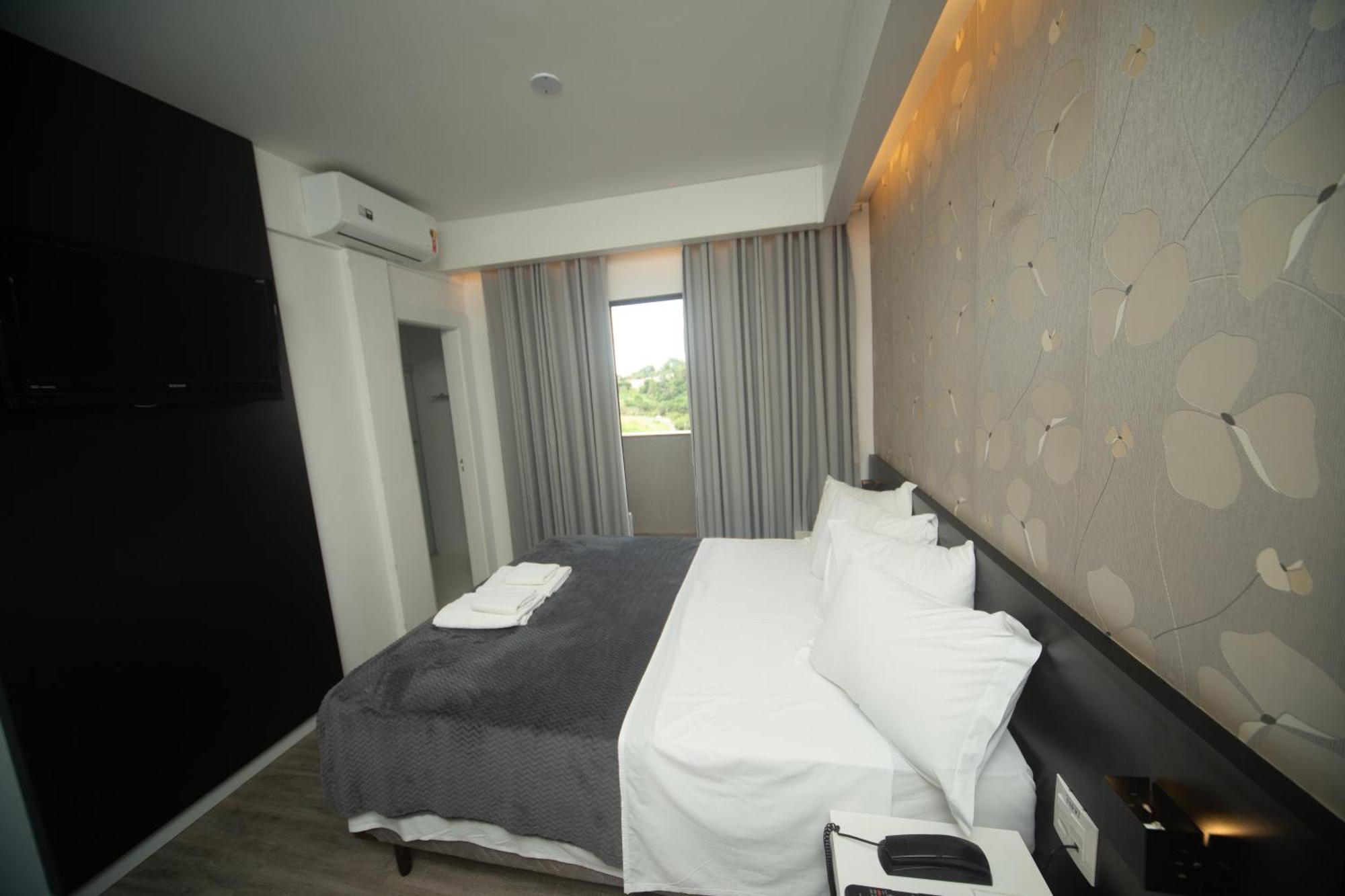 Hotel Cidade Araxa Exterior photo